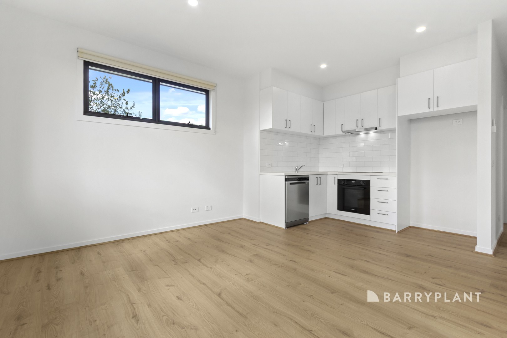 1/57 Conn Street, Ferntree Gully, VIC 3156 - Thumbnail 1 - 08/05/2026