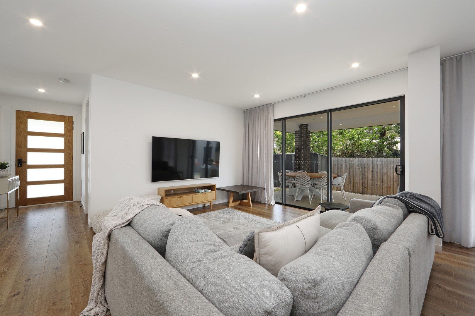 1/57 Kingloch Parade, Wantirna, VIC 3152, Wantirna - Thumbnail 3