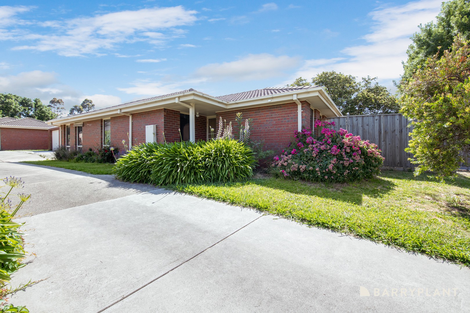 1/59 Strathaven Drive, Berwick, VIC 3806, Berwick - Thumbnail 2