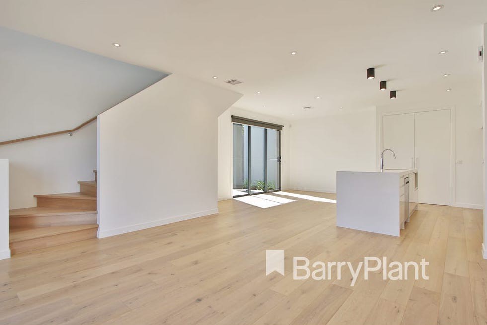 1/59 Turana Street, Doncaster, VIC 3108, Doncaster - Thumbnail 3