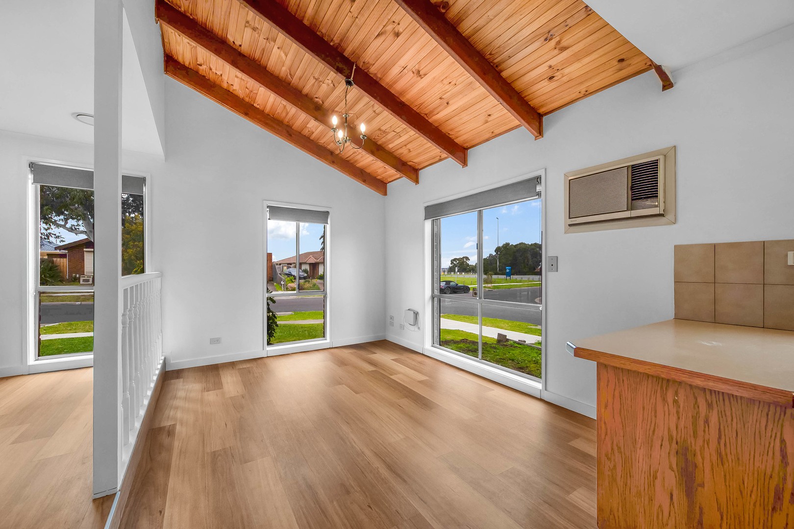 1/5a Crampton Crescent, Mill Park, VIC 3082, Mill Park - Thumbnail 5