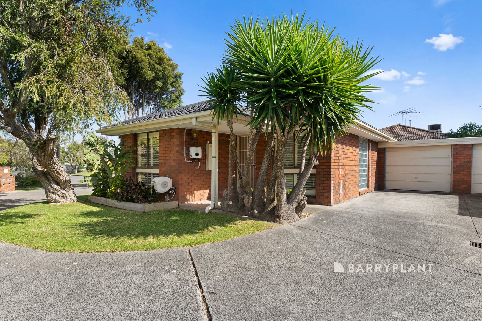 1/6 Ann Crescent, Pakenham, VIC 3810, Pakenham - Thumbnail 2