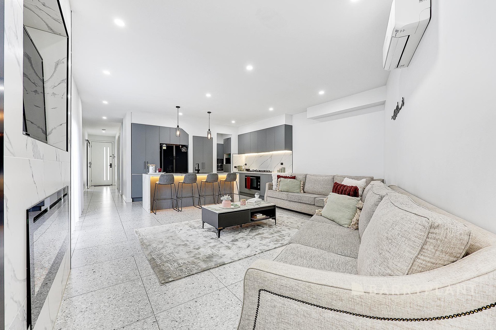 1/6 Benalla Street, Dallas, VIC 3047 - Thumbnail 2 - 27/08/2026