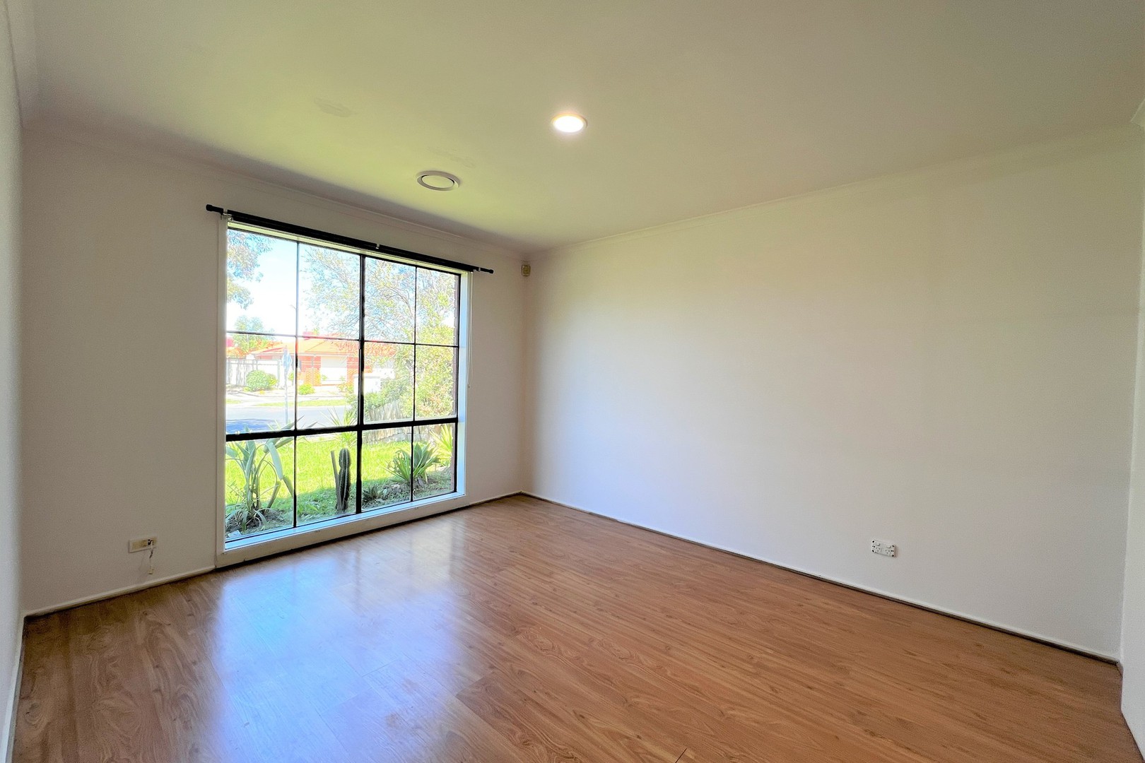 1/6 Catherine Drive, Hillside, VIC 3037, Hillside - Thumbnail 3
