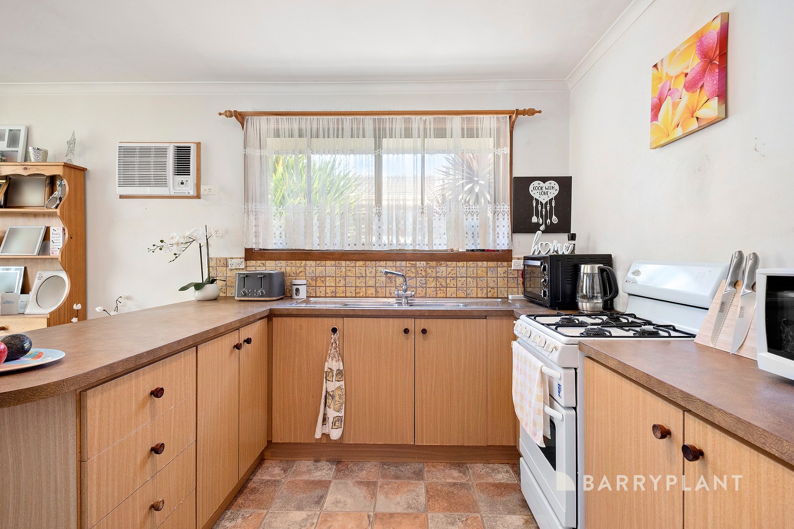 1/6 Francis Street, Dromana, VIC 3936 - Thumbnail 2 - 13/11/2023