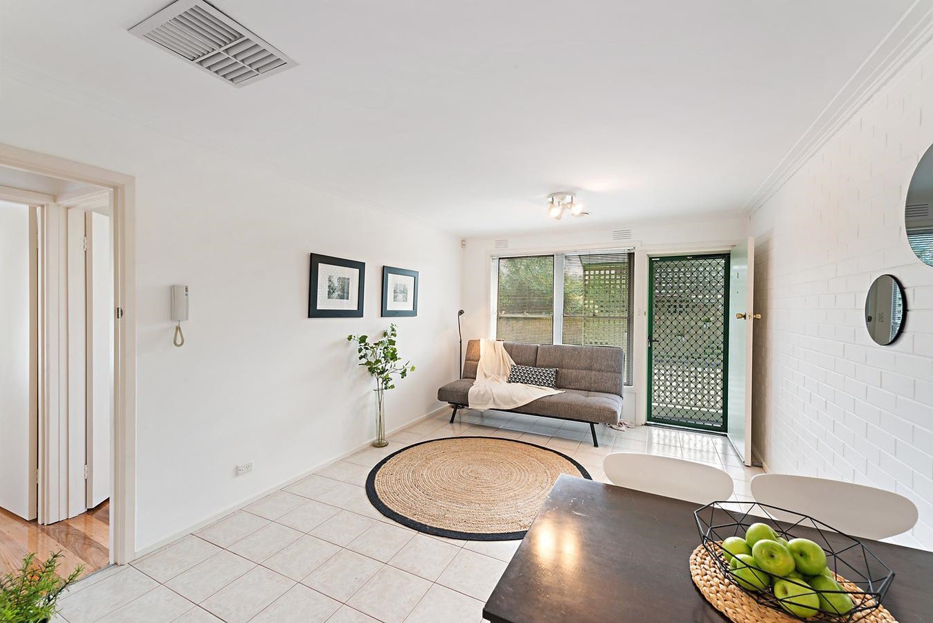 1/6 Griffiths Street, Reservoir, VIC 3073, Reservoir - Thumbnail 2
