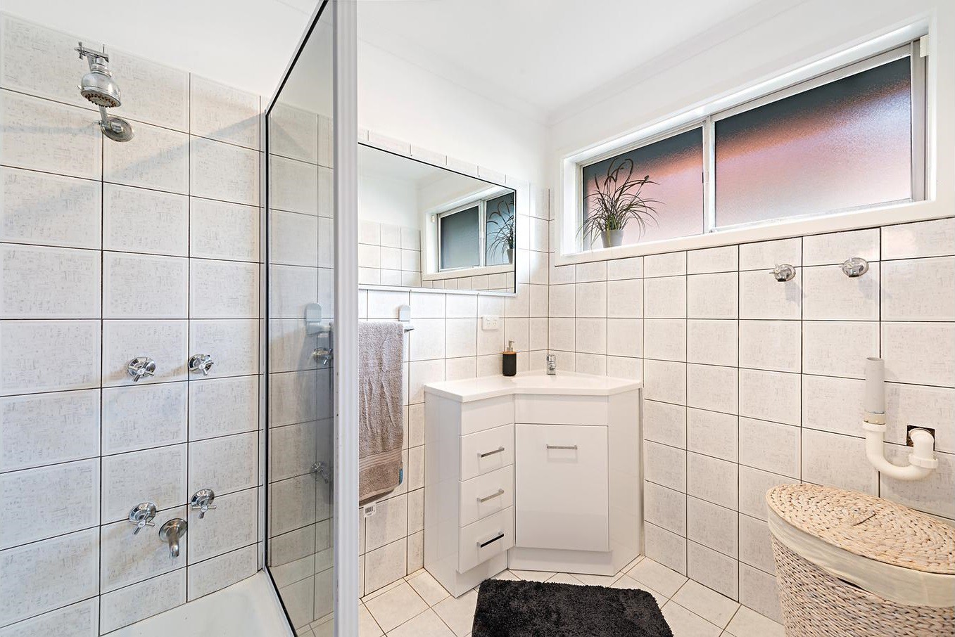 1/6 Griffiths Street, Reservoir, VIC 3073, Reservoir - Thumbnail 6