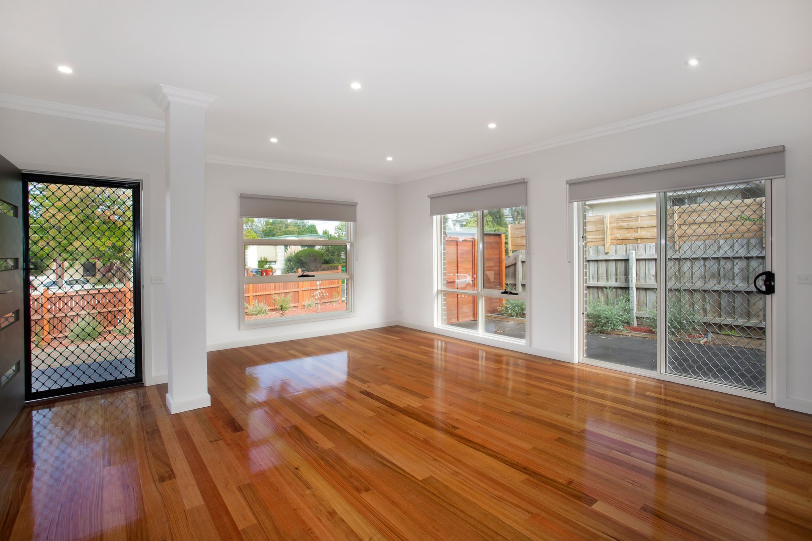 1/6 Herbert Street, Watsonia, VIC 3087, Watsonia - Thumbnail 2