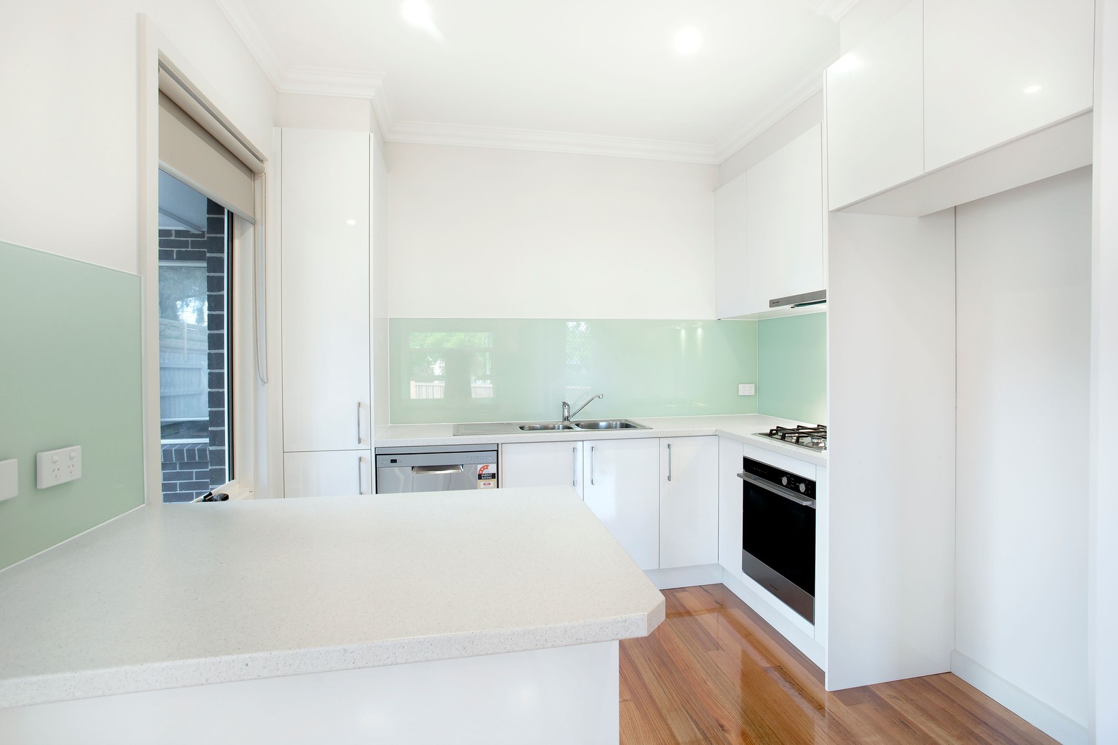 1/6 Herbert Street, Watsonia, VIC 3087, Watsonia - Thumbnail 3