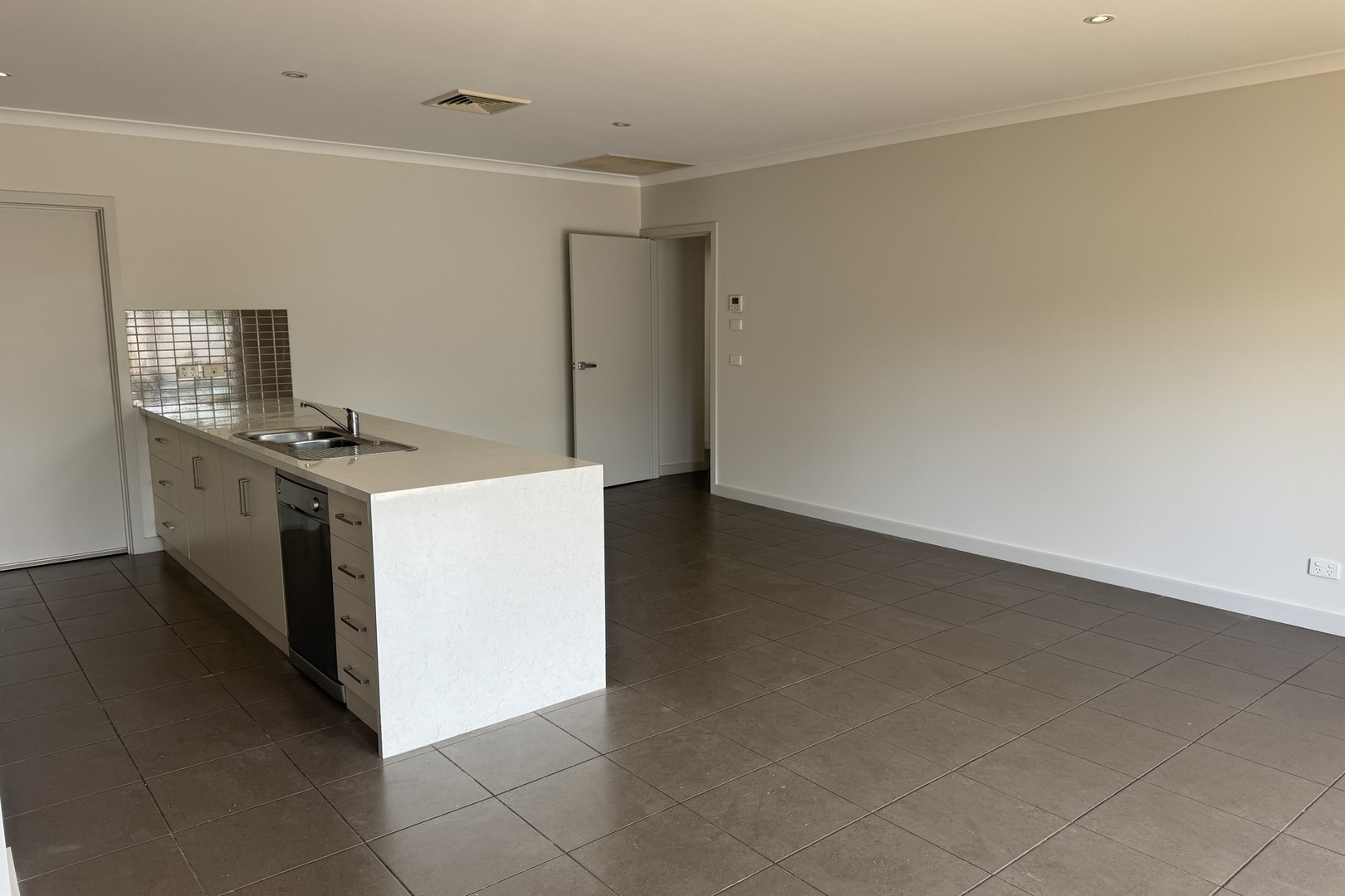 1/6 John Monash Boulevard, Mildura, VIC 3500, Mildura - Thumbnail 6