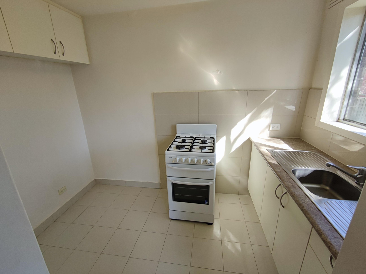1/6 Kent Road, Box Hill, VIC 3128, Box Hill - Thumbnail 3