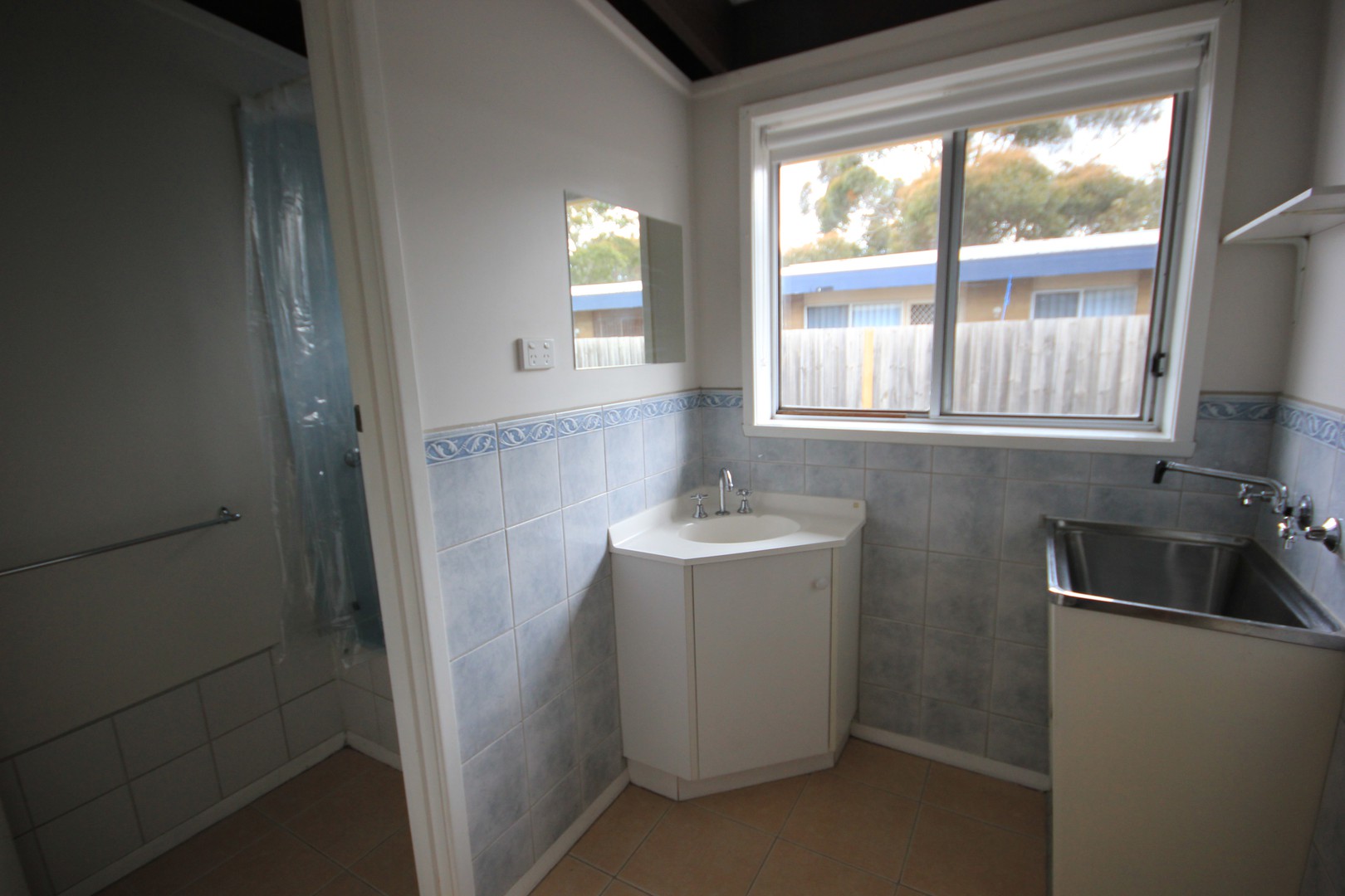 1/6 Lindel Street, Newcomb, VIC 3219, Newcomb - Thumbnail 5