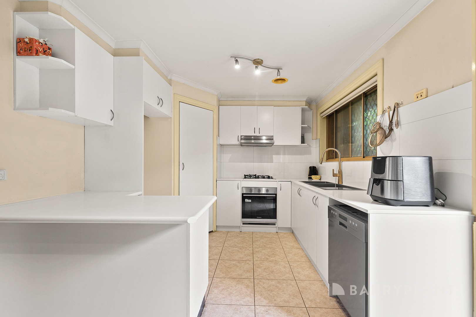 1/6 London Road, Broadmeadows, VIC 3047 - Thumbnail 2 - 07/10/2025