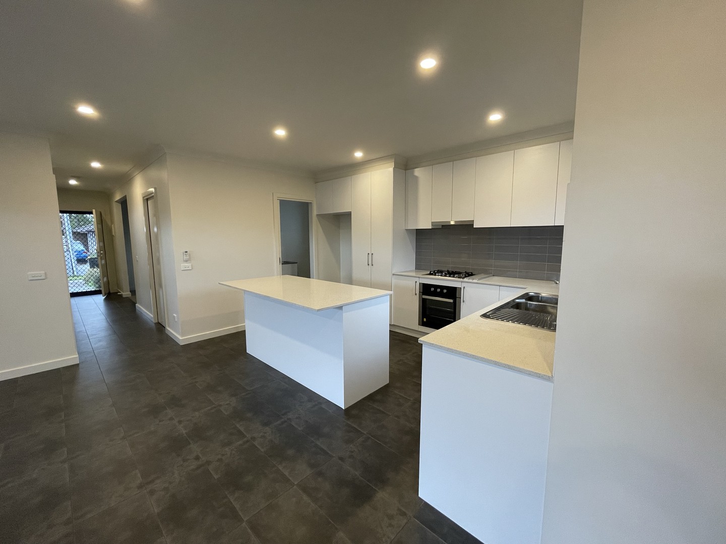 1/6 Mullock Road, Diggers Rest, VIC 3427, Diggers Rest - Thumbnail 3