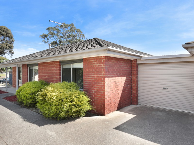 1/6 Northcott Street, Melton South, VIC 3338 - Image - 12/11/2025