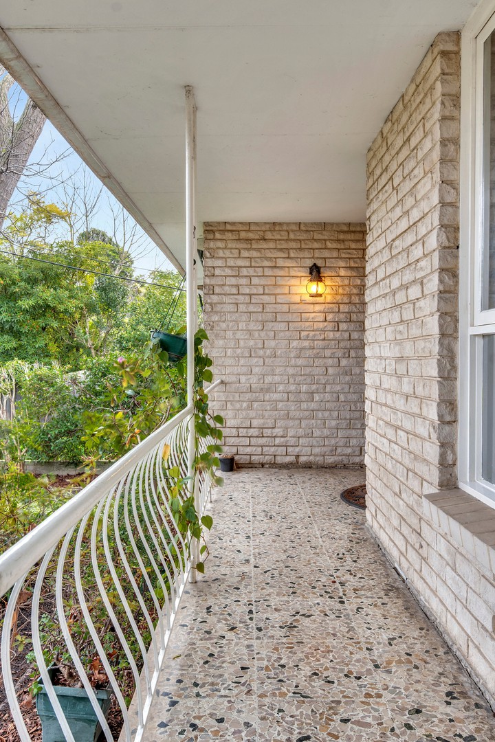 1/6 Riverview Road, Essendon, VIC 3040 - Thumbnail 2 - 04/07/2025