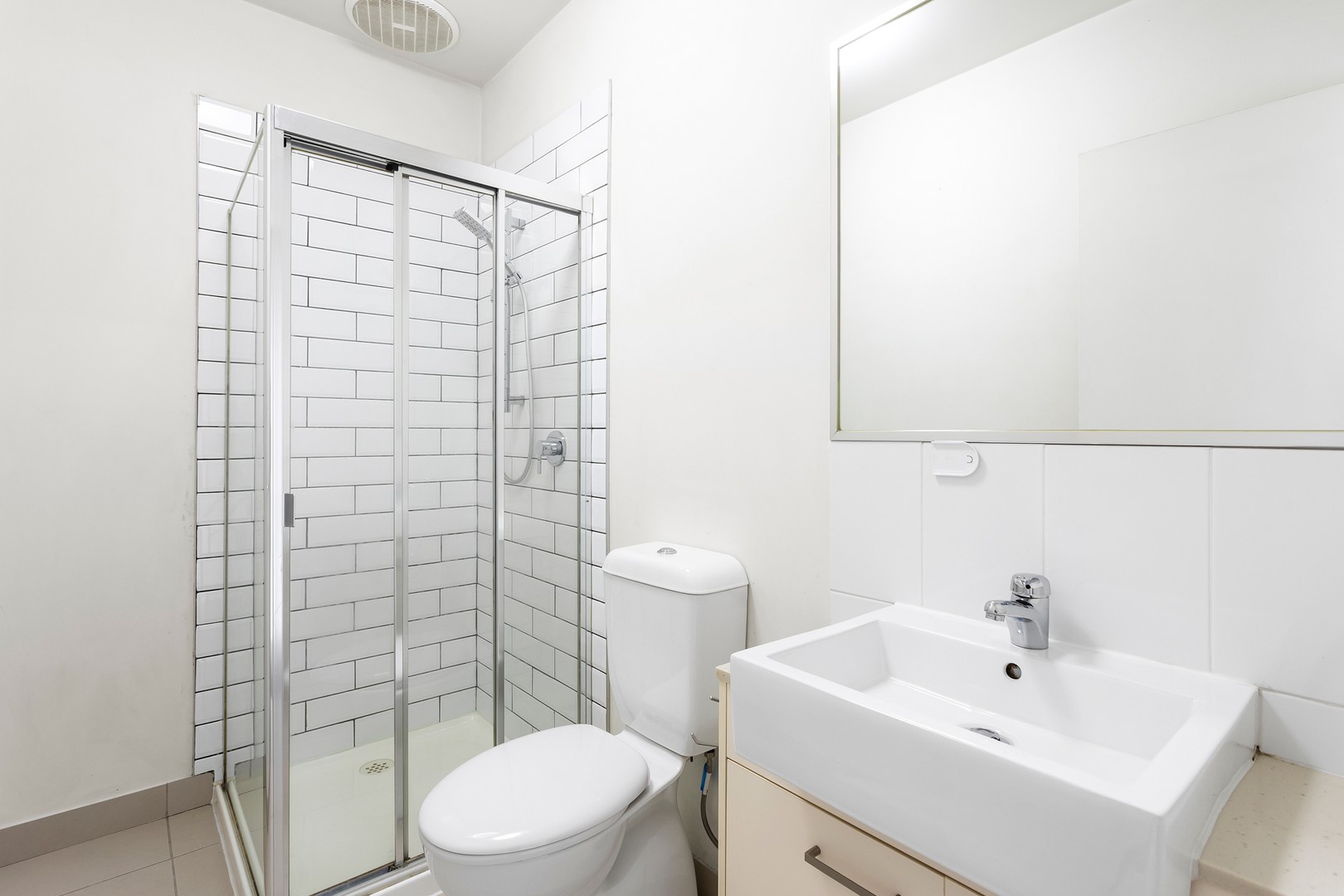 1/6 Rosamond Road, Footscray, VIC 3011, Footscray - Thumbnail 5