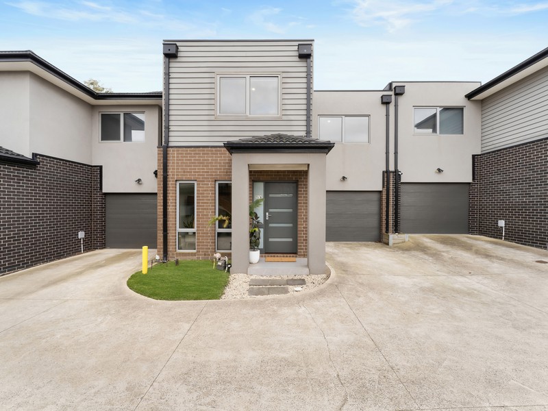 1/6 Sylvanwood Crescent, Narre Warren, VIC 3805 - Image - 17/09/2026