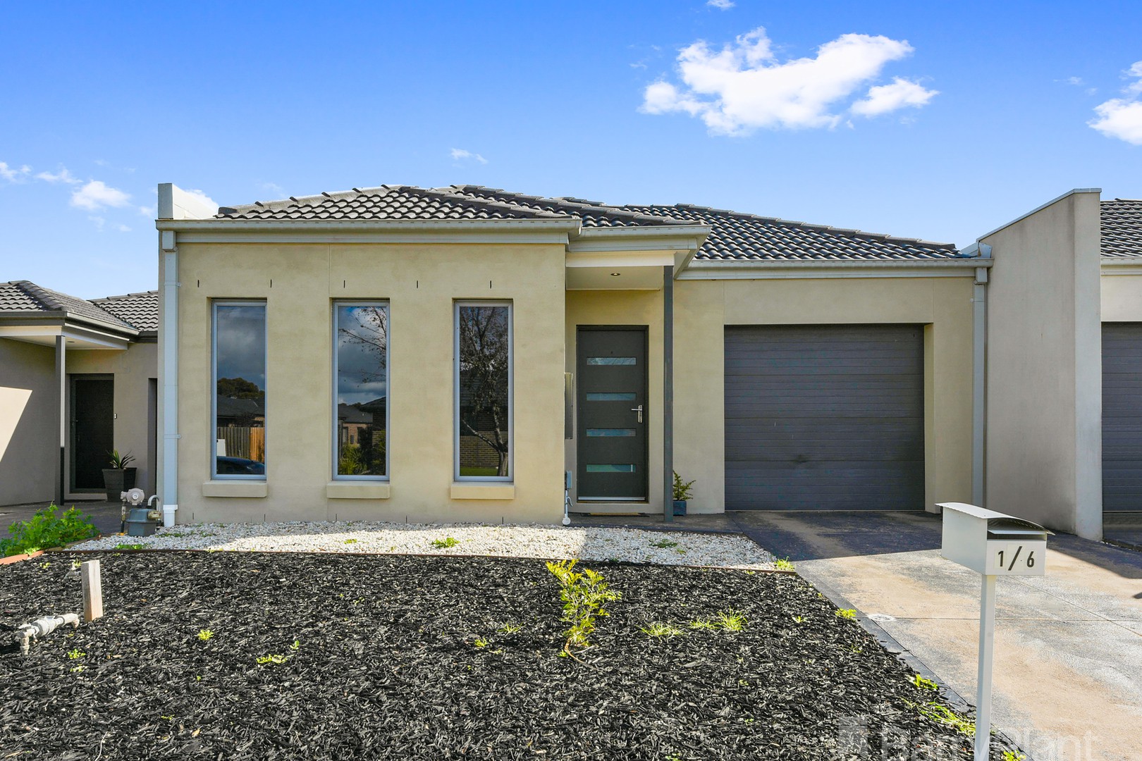 1/6 The Grove, Melton West, VIC 3337, Melton West - Thumbnail 2