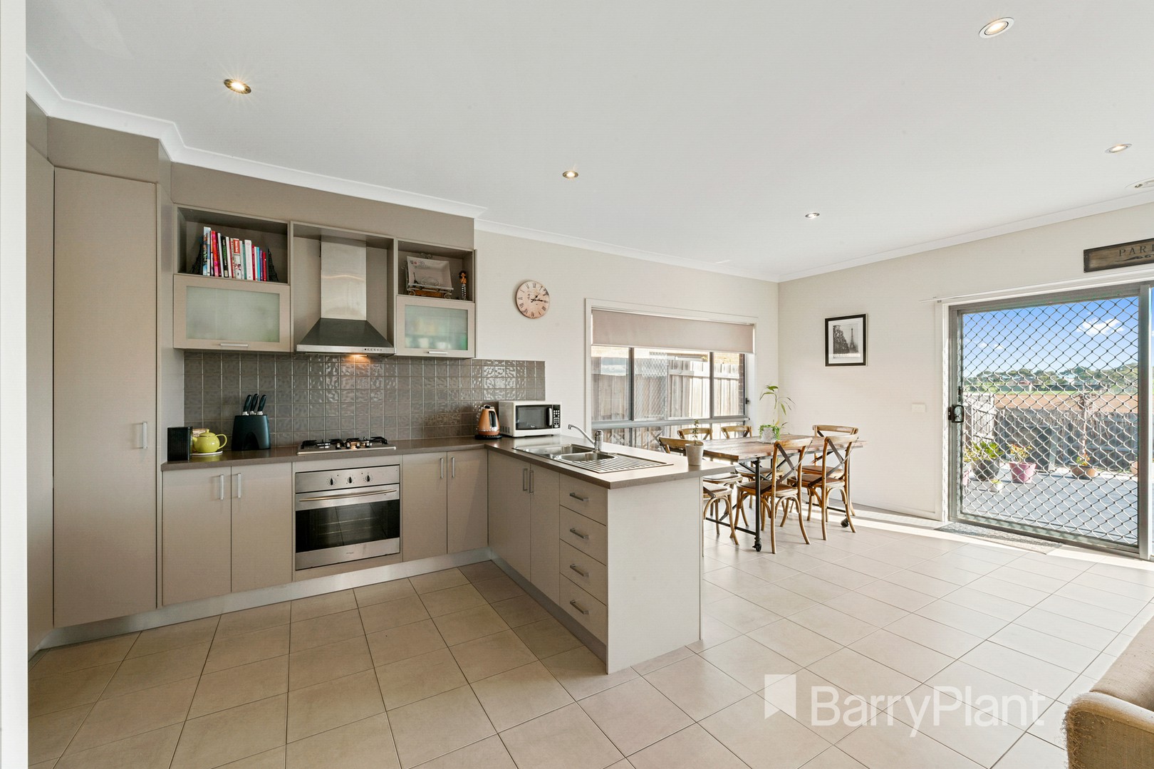 1/6 The Grove, Melton West, VIC 3337, Melton West - Thumbnail 8