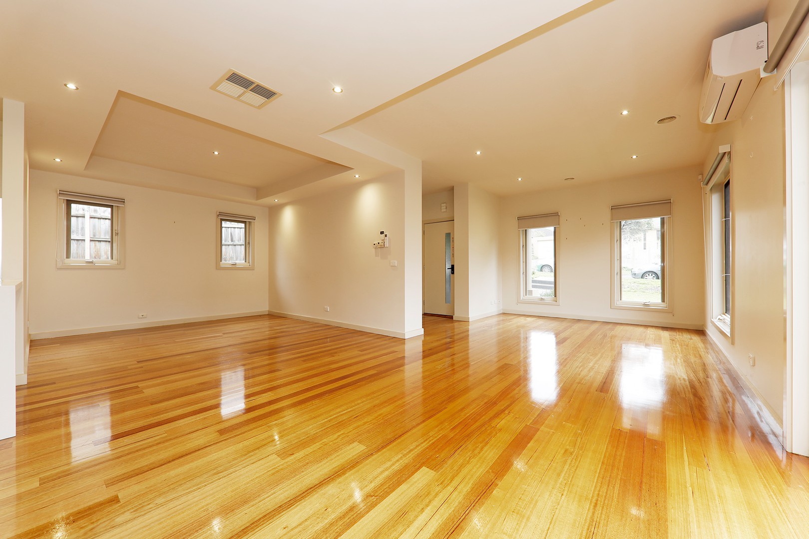 1/60 Albert Street, Mount Waverley, VIC 3149, Mount Waverley - Thumbnail 2