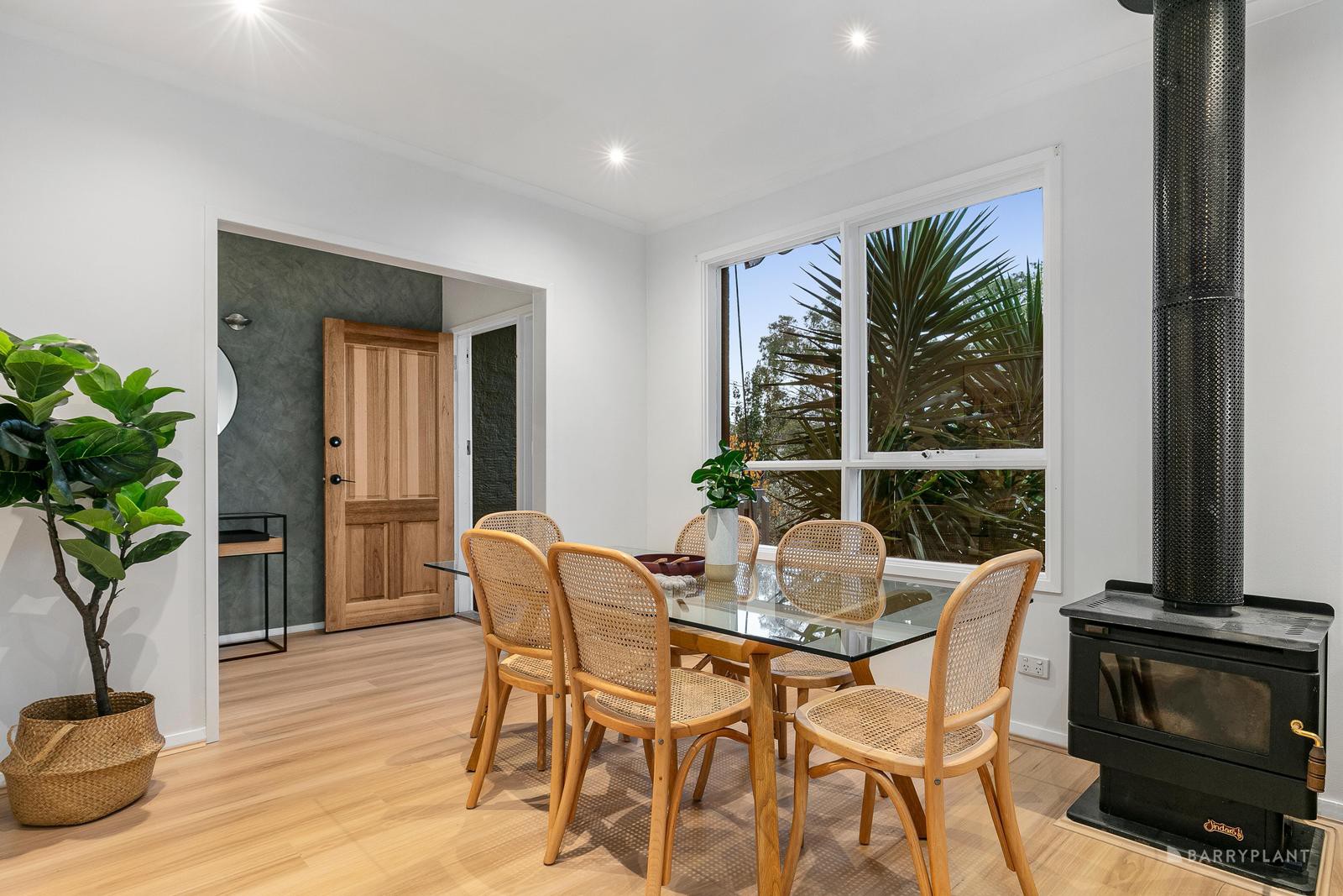 1/60 Beard Street, Eltham, VIC 3095, Eltham - Thumbnail 4