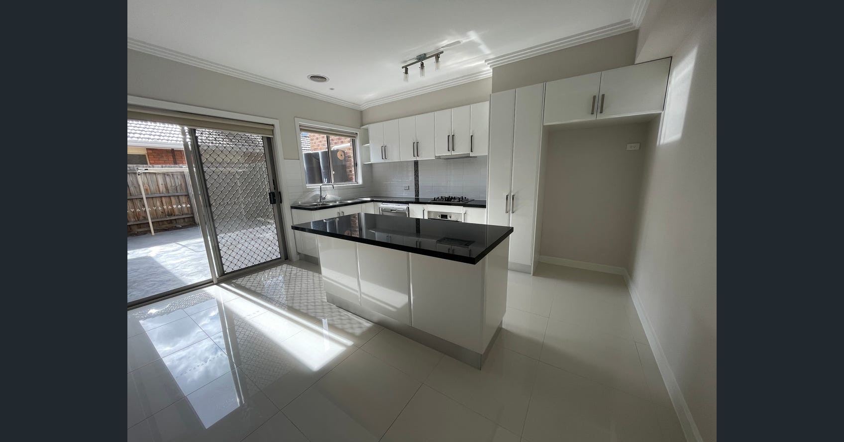 1/60 Bowes Avenue, Airport West, VIC 3042, Airport West - Thumbnail 2