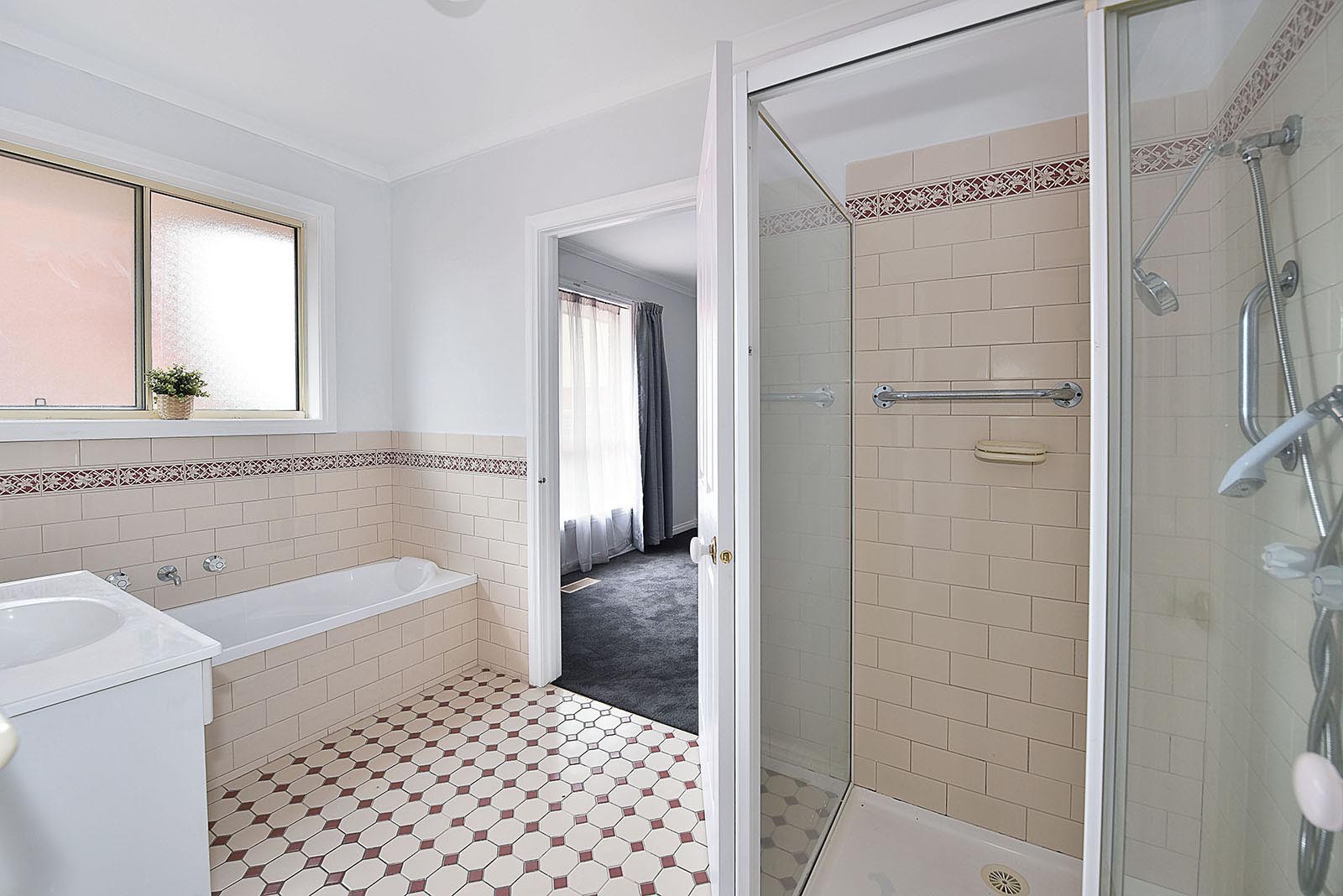 1/60 Deakin St, Essendon, VIC 3040, Essendon - Thumbnail 4
