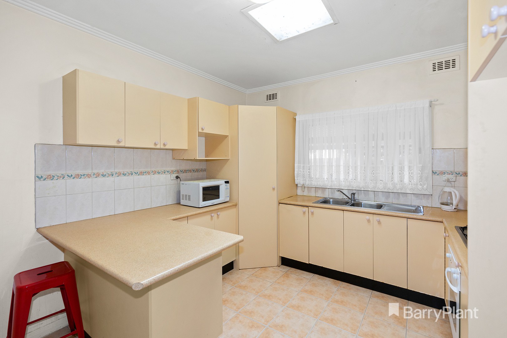 1/60 James Street, Dandenong, VIC 3175 - Thumbnail 2 - 07/09/2023