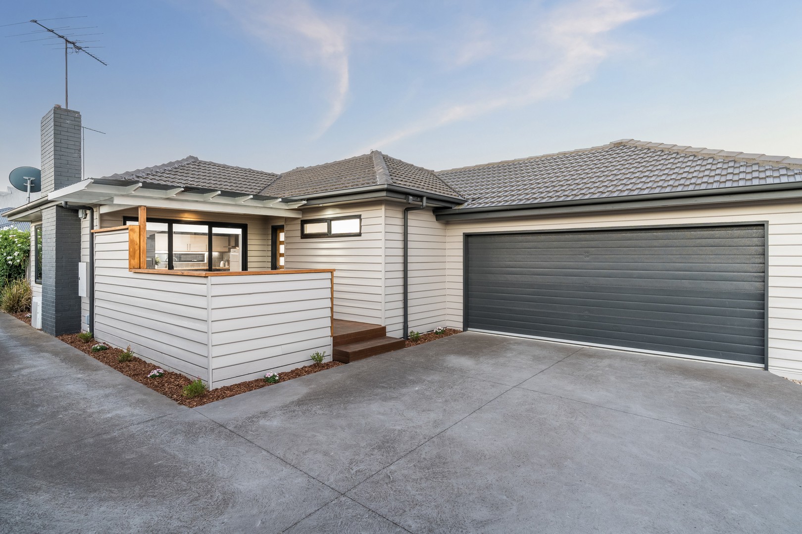 1/60 West Fyans Street, Newtown, VIC 3220 - Thumbnail 2 - 26/03/2024