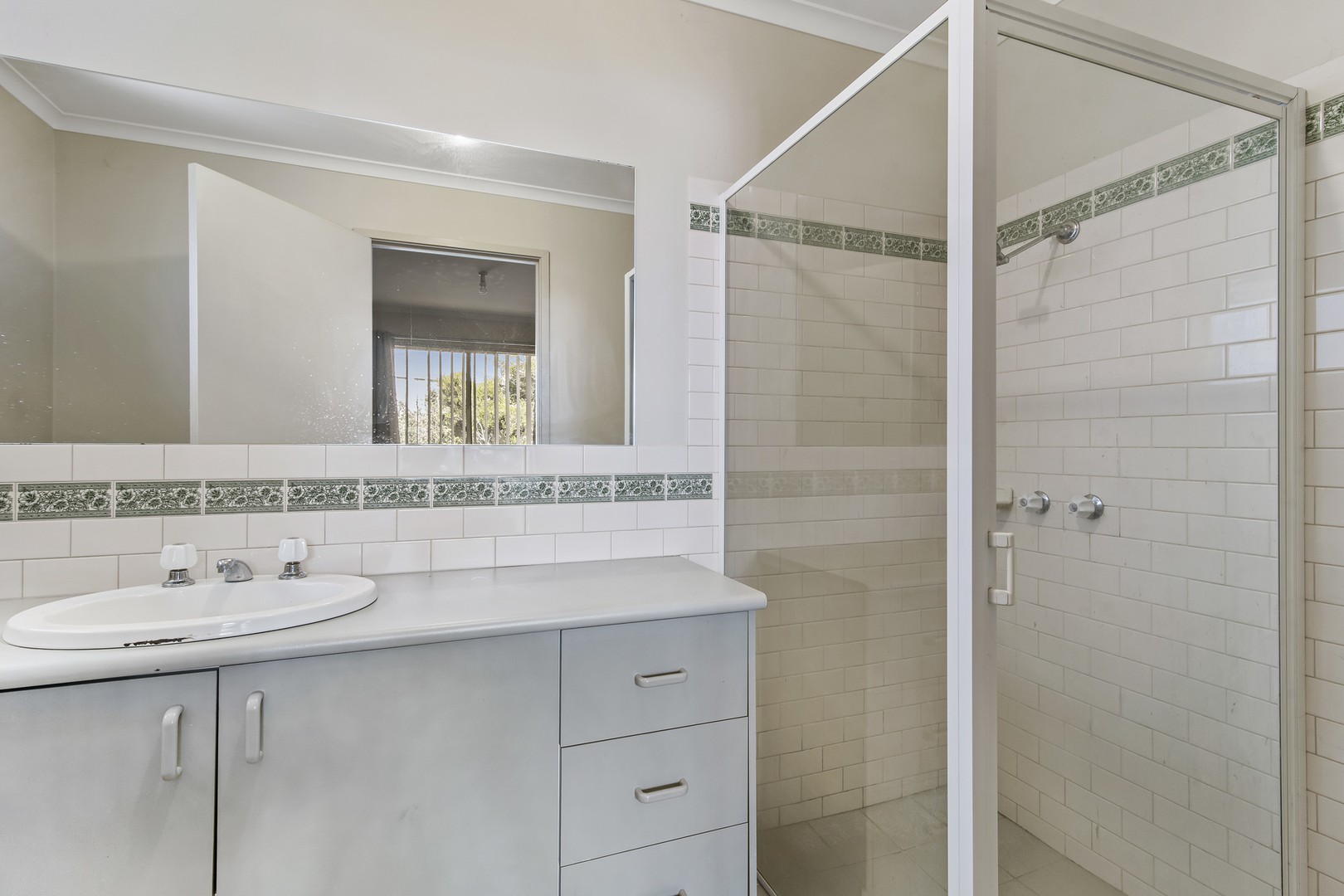 1/60a Spring Gully Road, Spring Gully, VIC 3550, Spring Gully - Thumbnail 5