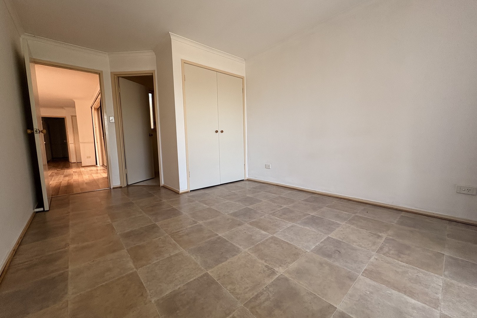 1/61 Delbridge Drive, Sydenham, VIC 3037, Sydenham - Thumbnail 4