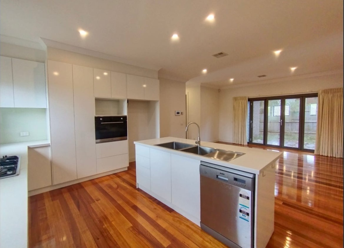 1/61 Park Road, Surrey Hills, VIC 3127, Surrey Hills - Thumbnail 4