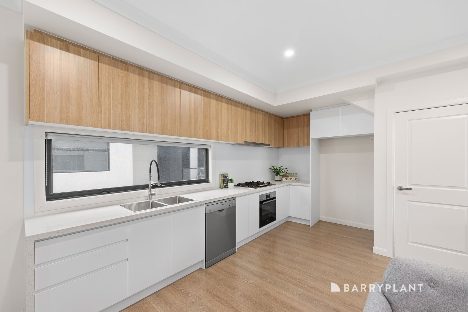 1/627 Stud Road, Scoresby, VIC 3179 - Thumbnail 2 - 10/06/2026