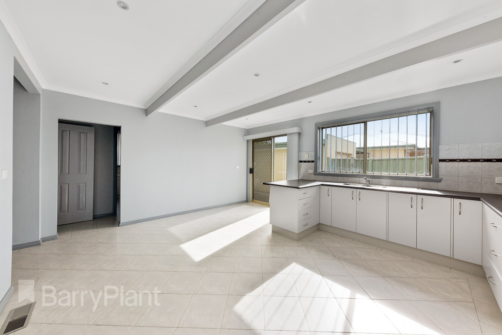 1/63 Lester Avenue, St Albans, VIC 3021, St Albans - Thumbnail 3