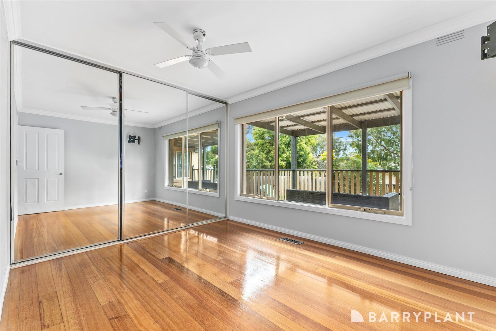 1/64 Faraday Road, Croydon South, VIC 3136, Croydon South - Thumbnail 5