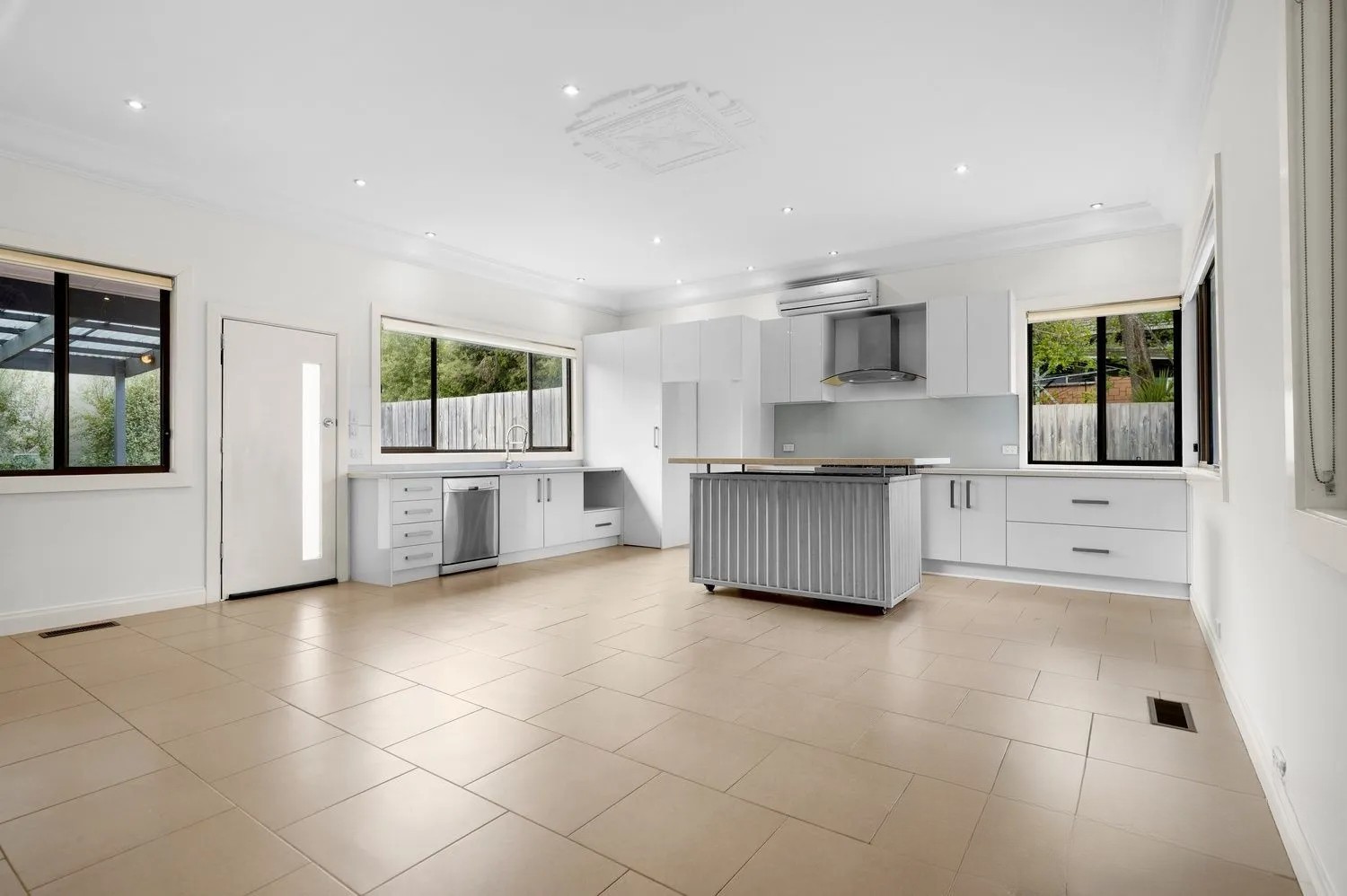 1/67 Surrey Road East, Croydon, VIC 3136, Croydon - Thumbnail 5