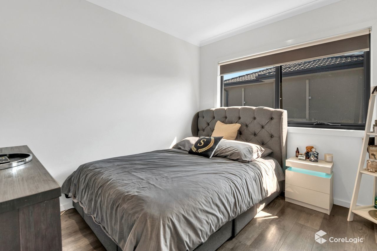 1/68 MacKellar Drive, Roxburgh Park, VIC 3064, Roxburgh Park - Thumbnail 2