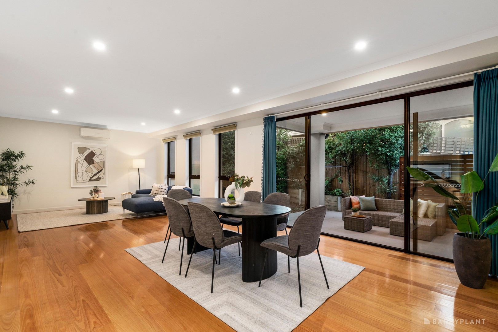 1/68 Saxonwood Drive, Doncaster East, VIC 3109, Doncaster East - Thumbnail 3