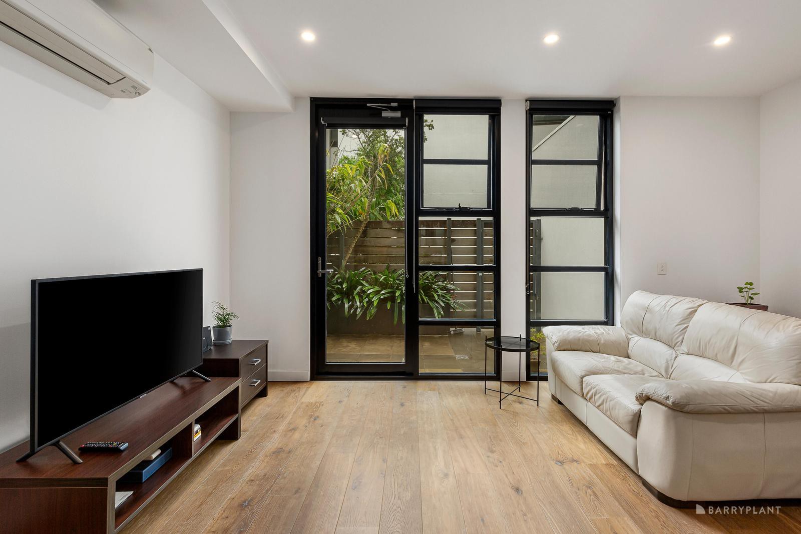 1/69 Marshall Street, Ivanhoe, VIC 3079, Ivanhoe - Thumbnail 2