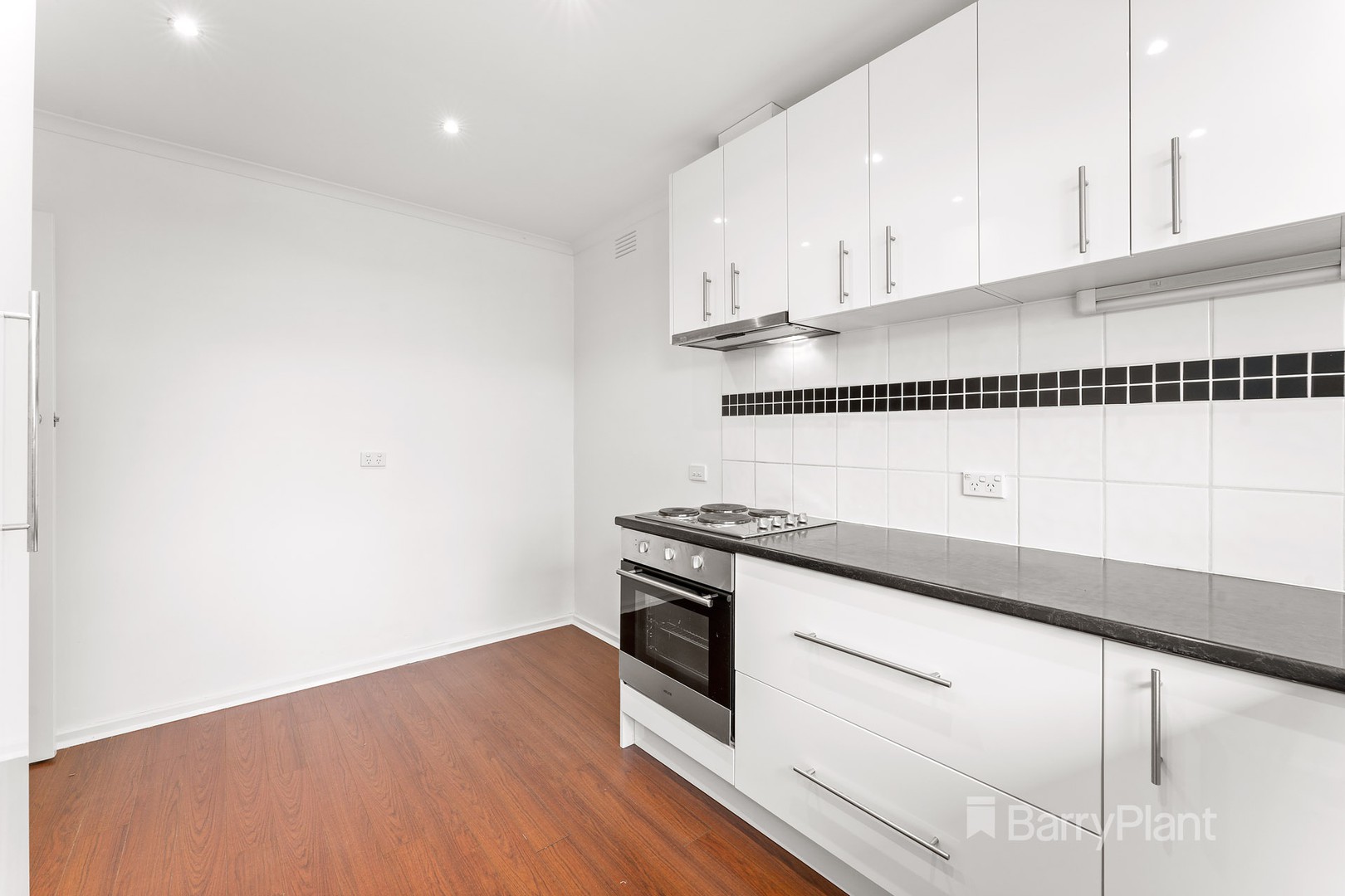 1/69 Nell Street, Greensborough, VIC 3088, Greensborough - Thumbnail 3