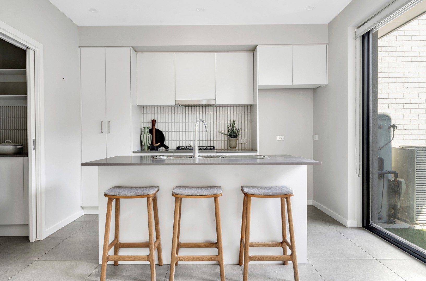 1/7 Bowes Avenue, Airport West, VIC 3042, Airport West - Thumbnail 4
