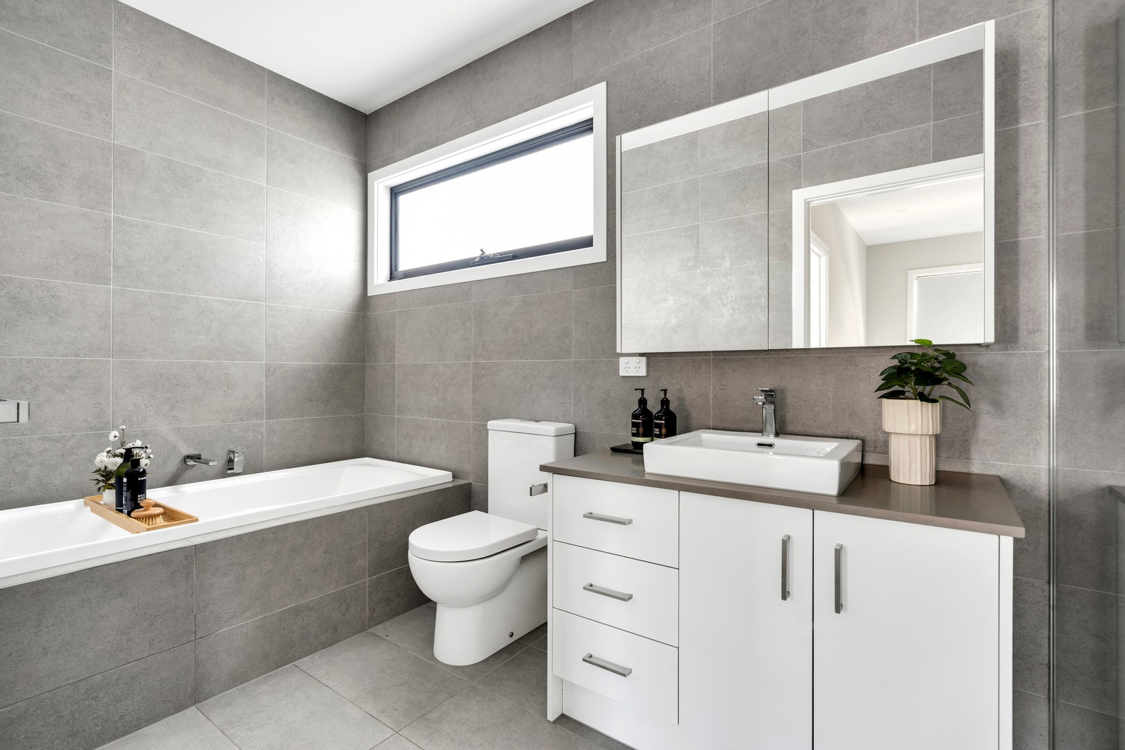 1/7 Bowes Avenue, Airport West, VIC 3042, Airport West - Thumbnail 6