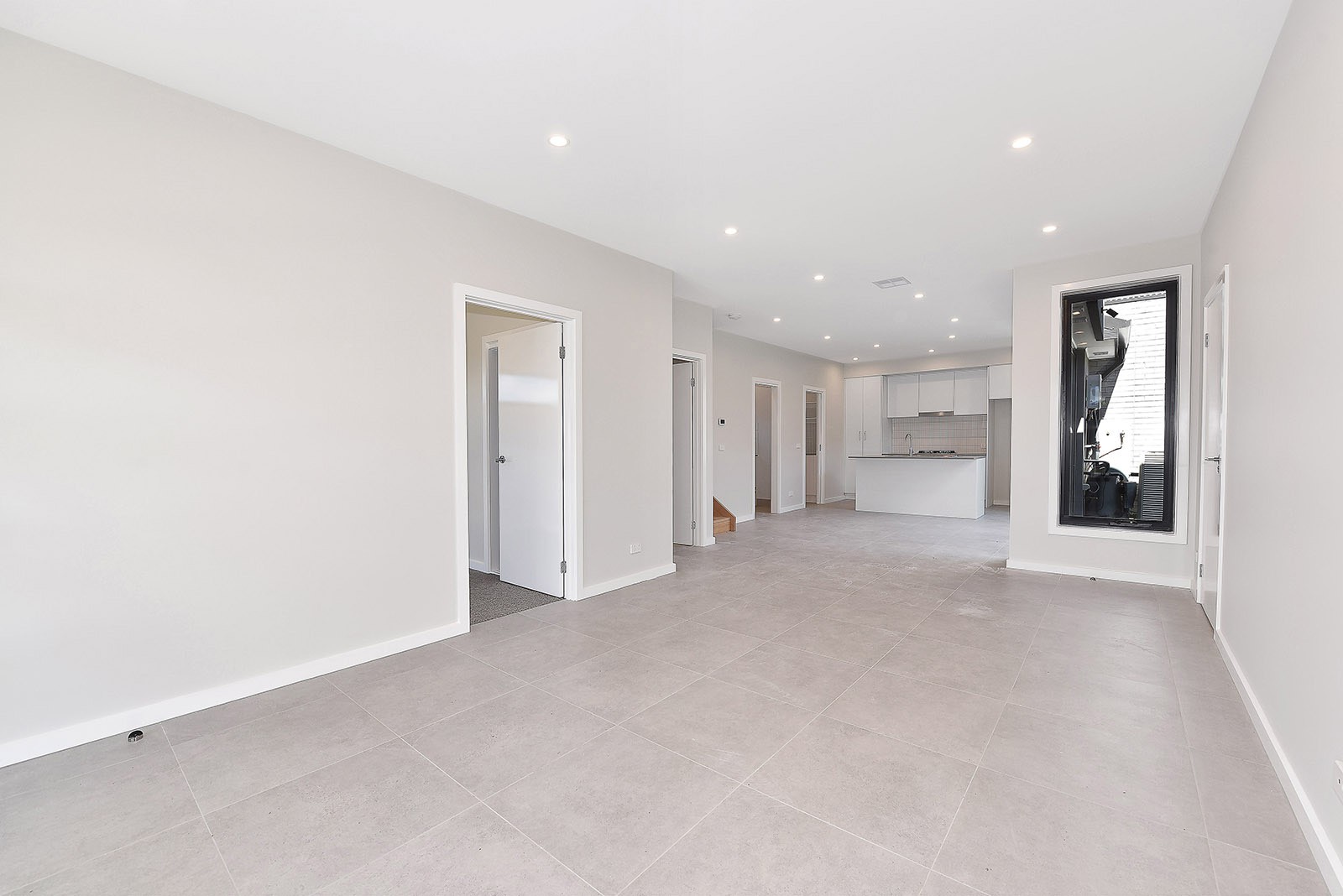 1/7 Bowes Avenue, Airport West, VIC 3042 - Thumbnail 2 - 15/12/2021