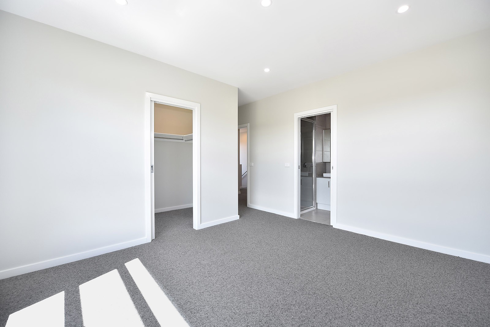 1/7 Bowes Avenue, Airport West, VIC 3042, Airport West - Thumbnail 3