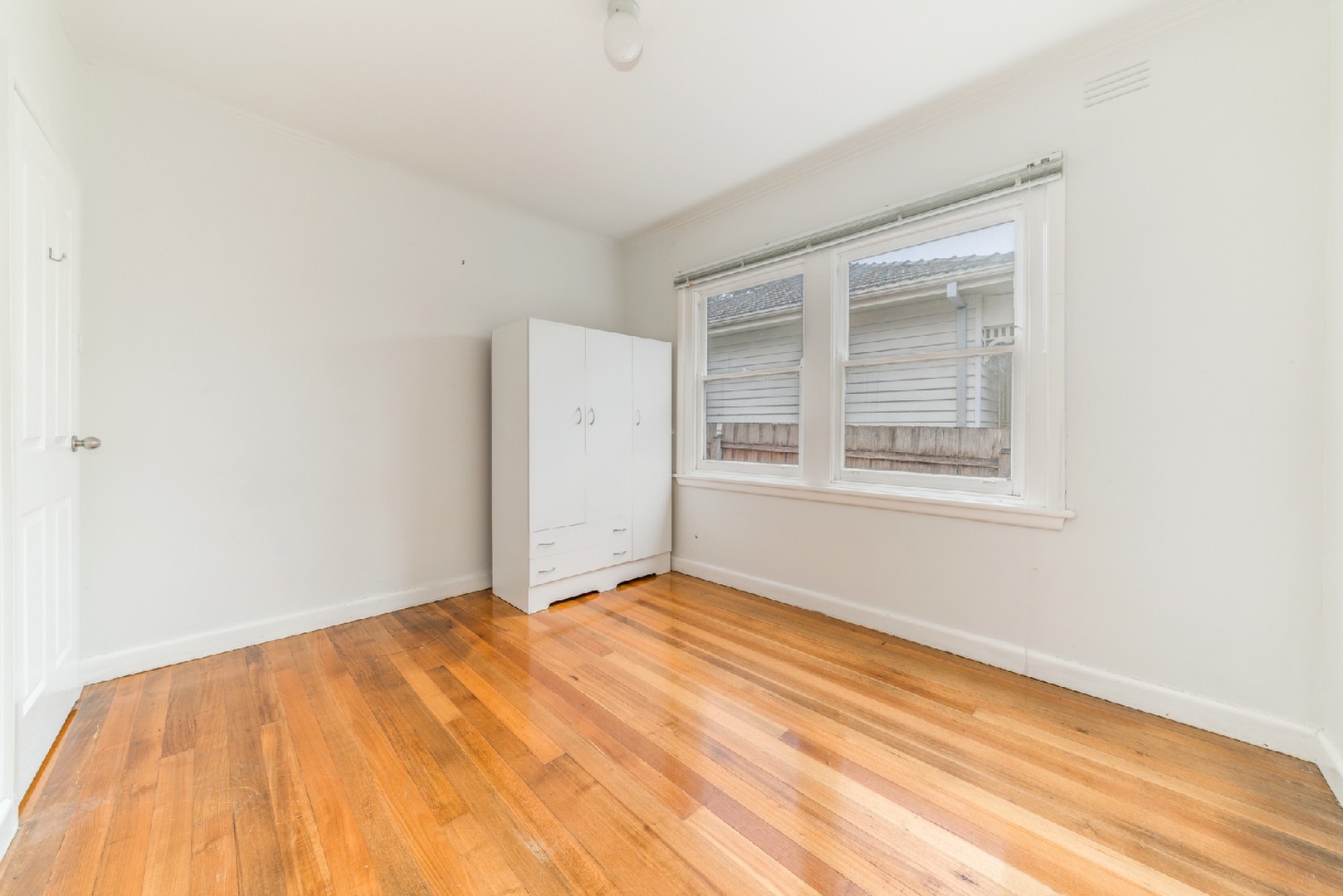 1/7 Branksome Grove, Blackburn South, VIC 3130, Blackburn South - Thumbnail 5