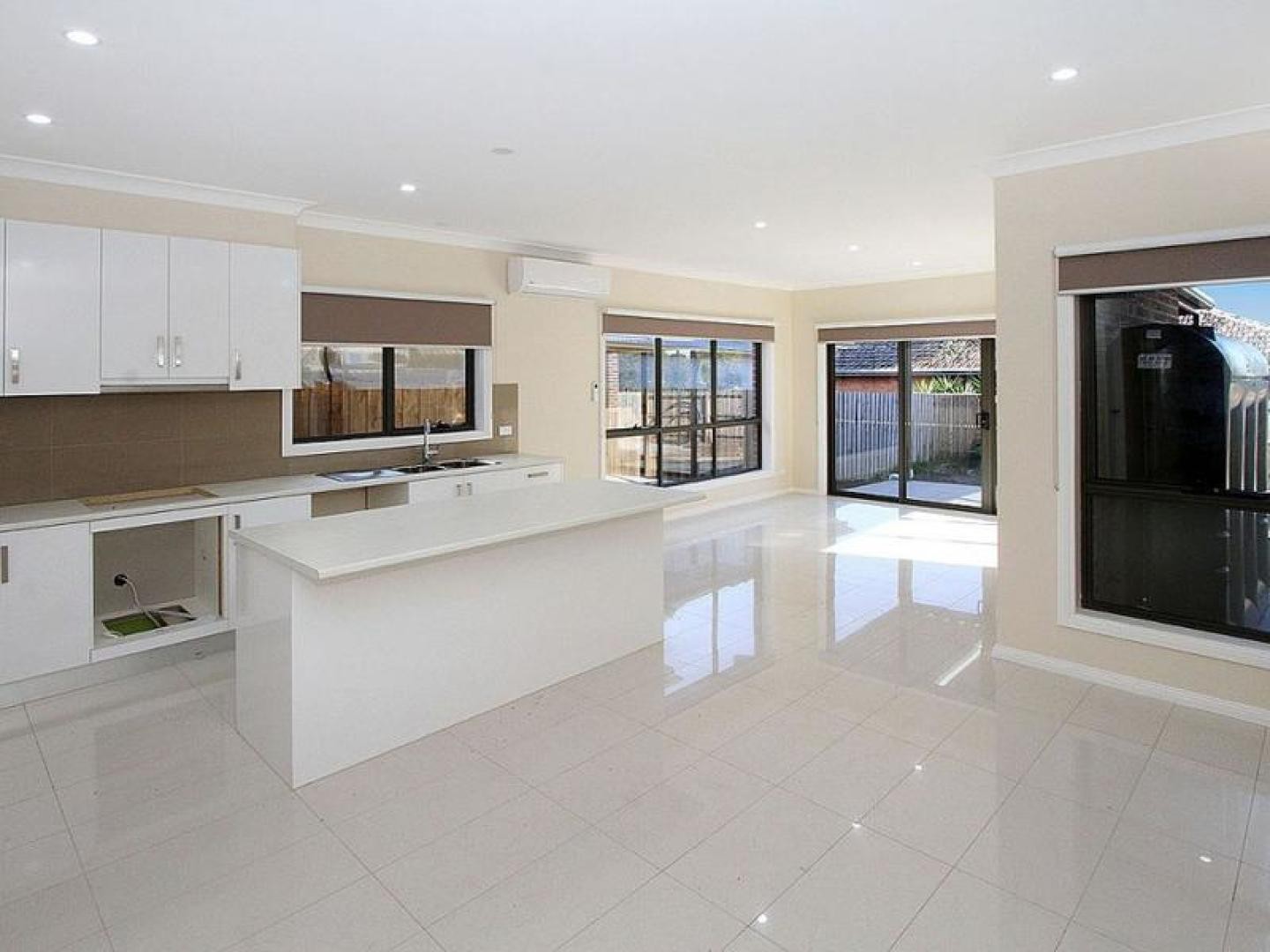 1/7 Doidge Street, Bundoora, VIC 3083 - Thumbnail 1 - 07/02/2025