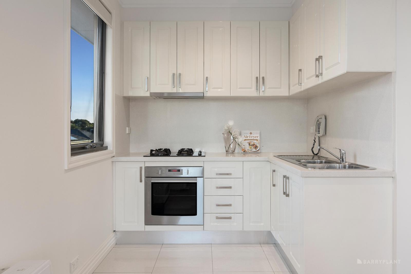 1/7 Whittens Lane, Doncaster, VIC 3108, Doncaster - Thumbnail 7