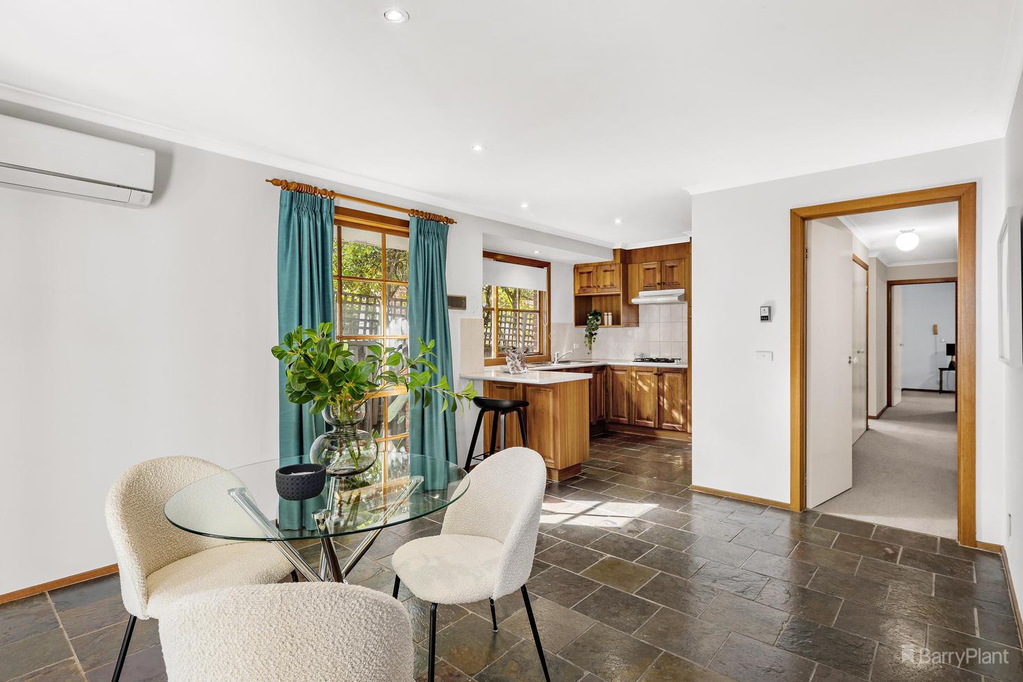 1/70 Franklin Road, Doncaster East, VIC 3109, Doncaster East - Thumbnail 4