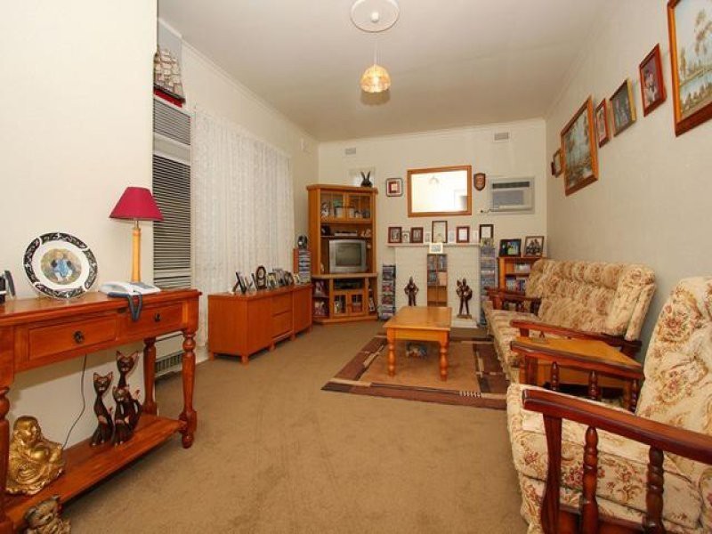 1/70 Summerhill Road, Reservoir, VIC 3073 - Thumbnail 1 - 24/03/2026